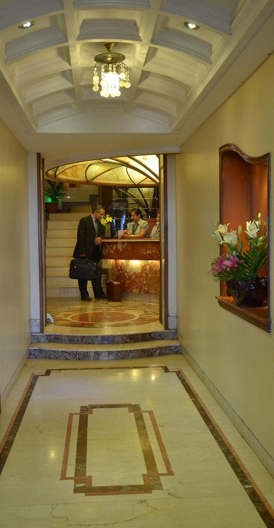 Sea Palace Hotel - Near Gateway Of India Mumbai Bagian luar foto